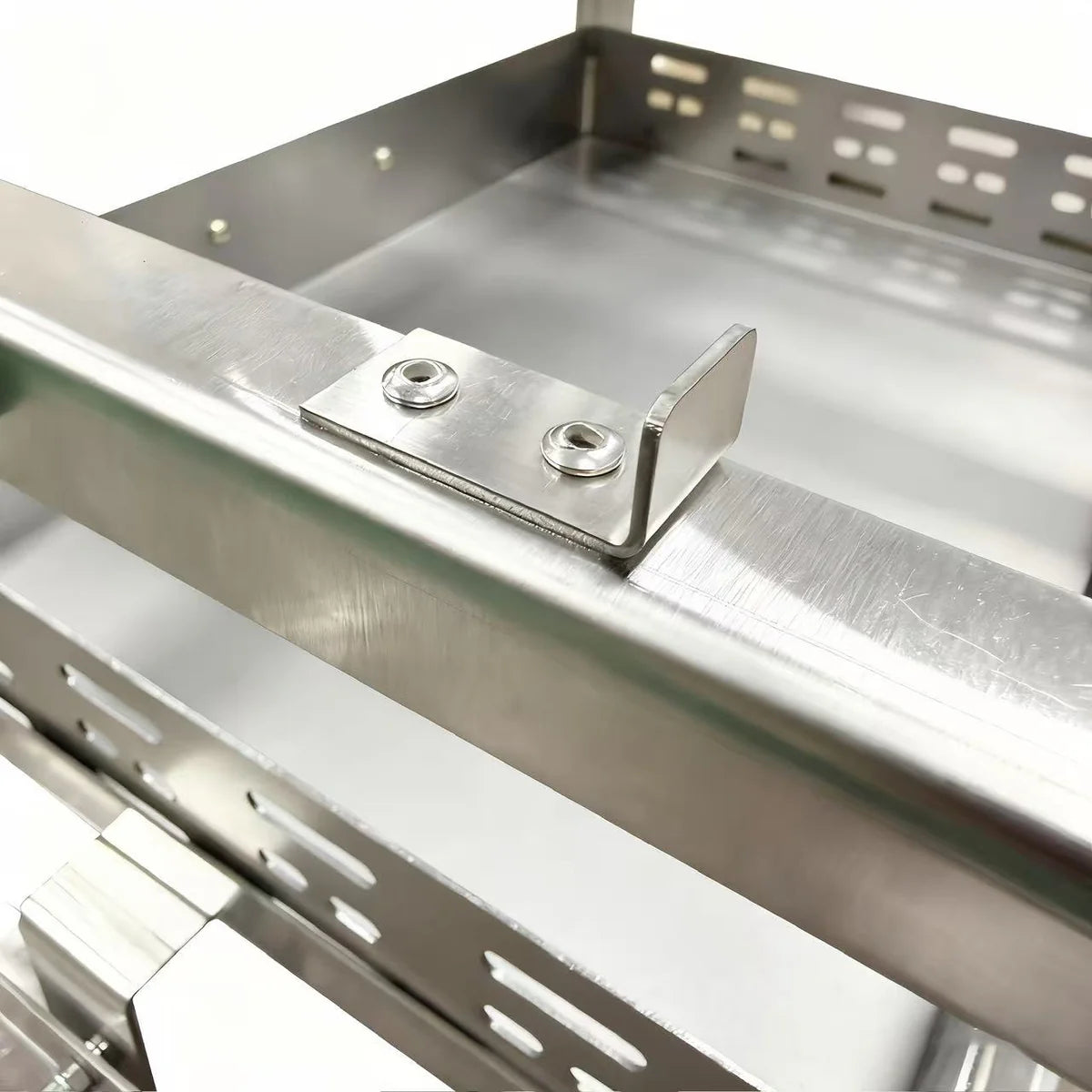 Urban Grill™ – BBQ portable pivotant avec hauteur de charbon réglable