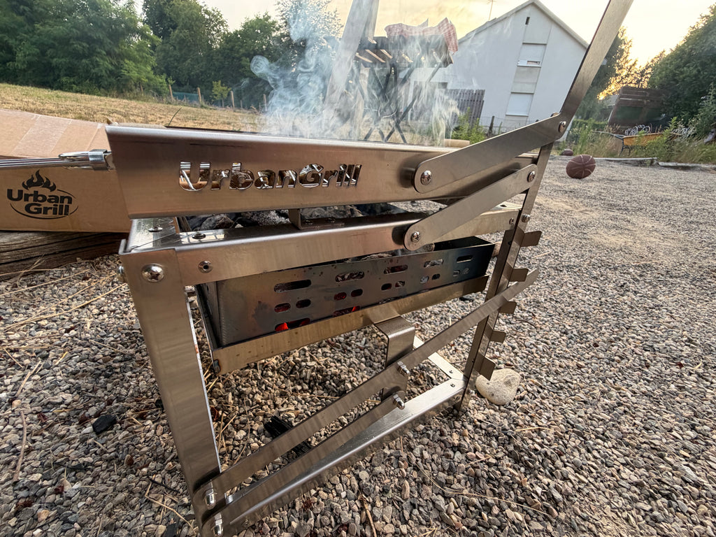 Urban Grill™ – BBQ portable pivotant avec hauteur de charbon réglable